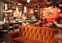 A photo of the famous sofa inside Central Perk coffee shop from the 'Friends' sitcom