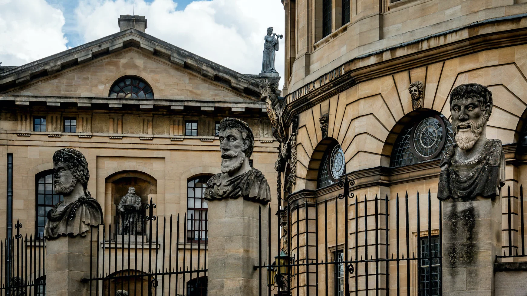 Image of the Bodleian libraries