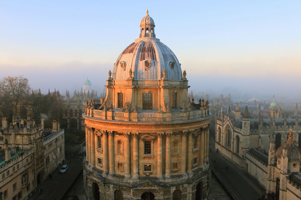 An image of the Radcliffe Camera, University of Oxford