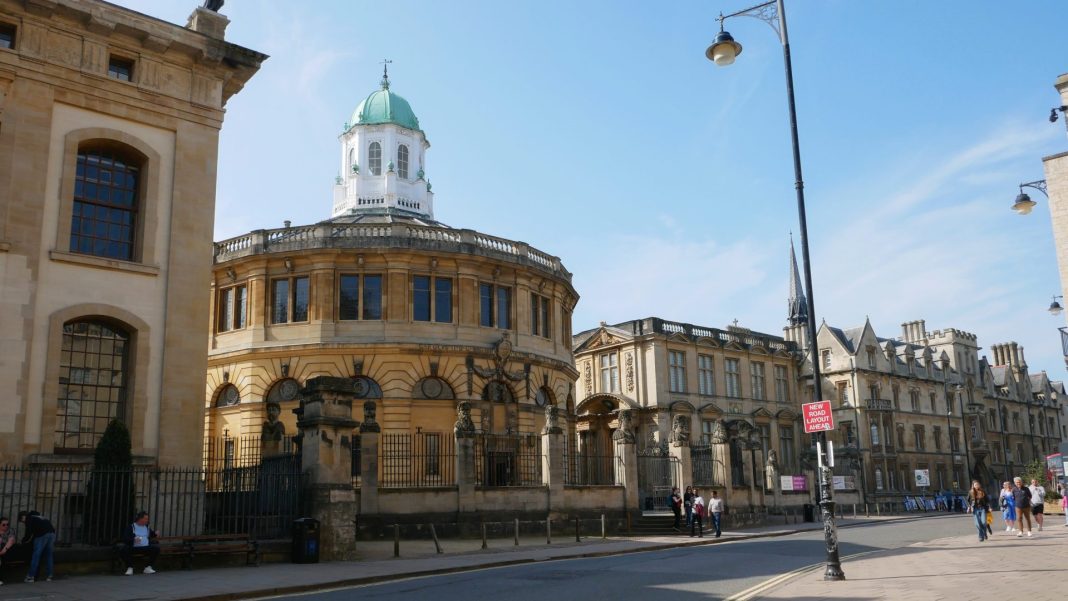 Sheldonian Theatre, Broad Street