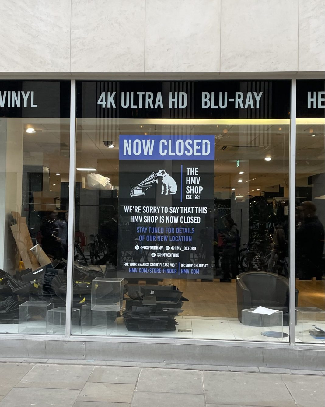 HMV on Cornmarket Street closes