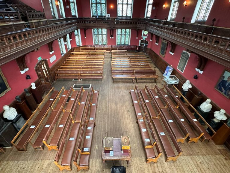 “It is not my intention to resign”: Oxford Union president addresses crowd following indicative no confidence motion
