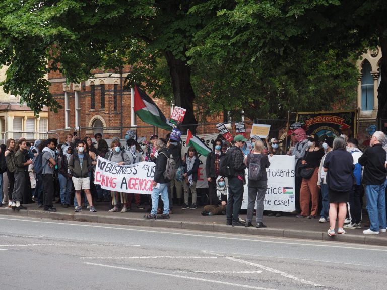 Oxford University drops disciplinary case against OA4P protestors