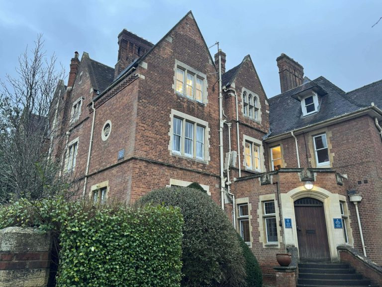 Reuters Institute report highlights growing AI impact on global journalism