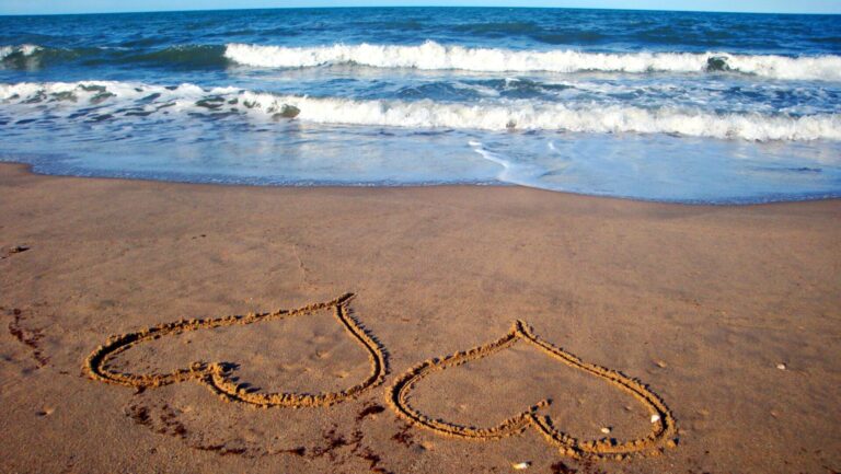 Questioning the nation’s obsession with ‘Love Island’