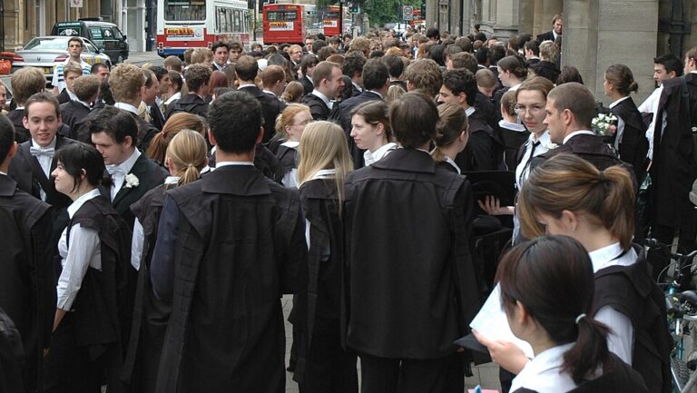 From sub fusc penguins to college puffer herds: The ‘uniforms’ of Oxford