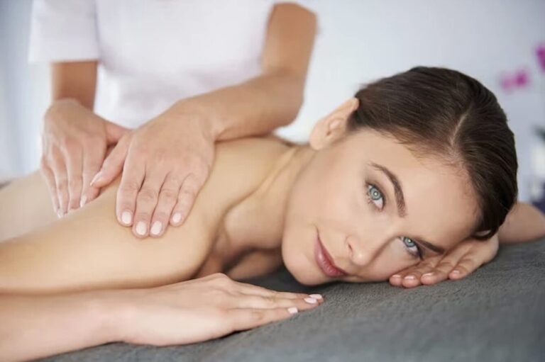 Relax Massage vs Deep Tissue: Which One Beats Office Burnout?