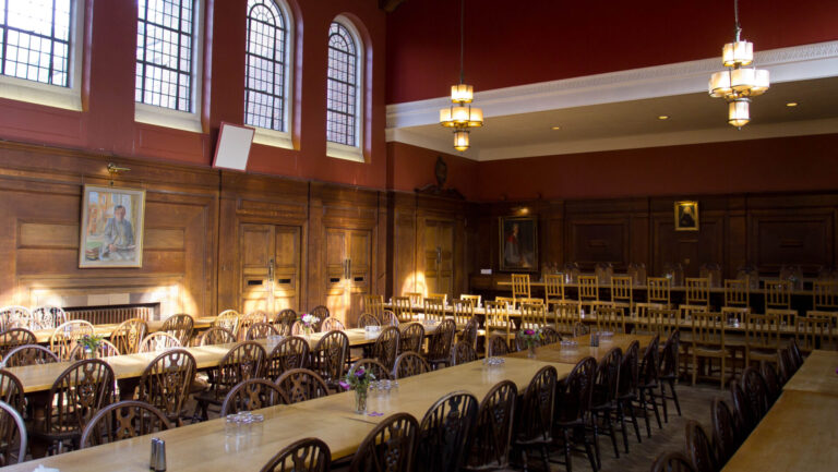 The quiet guilt of upward social mobility at Oxford